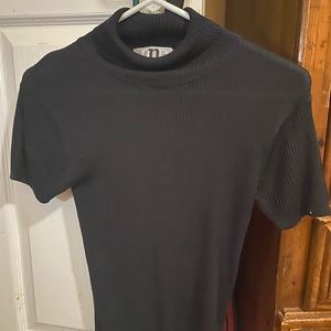 Turtle neck shirt sleeve black shirt